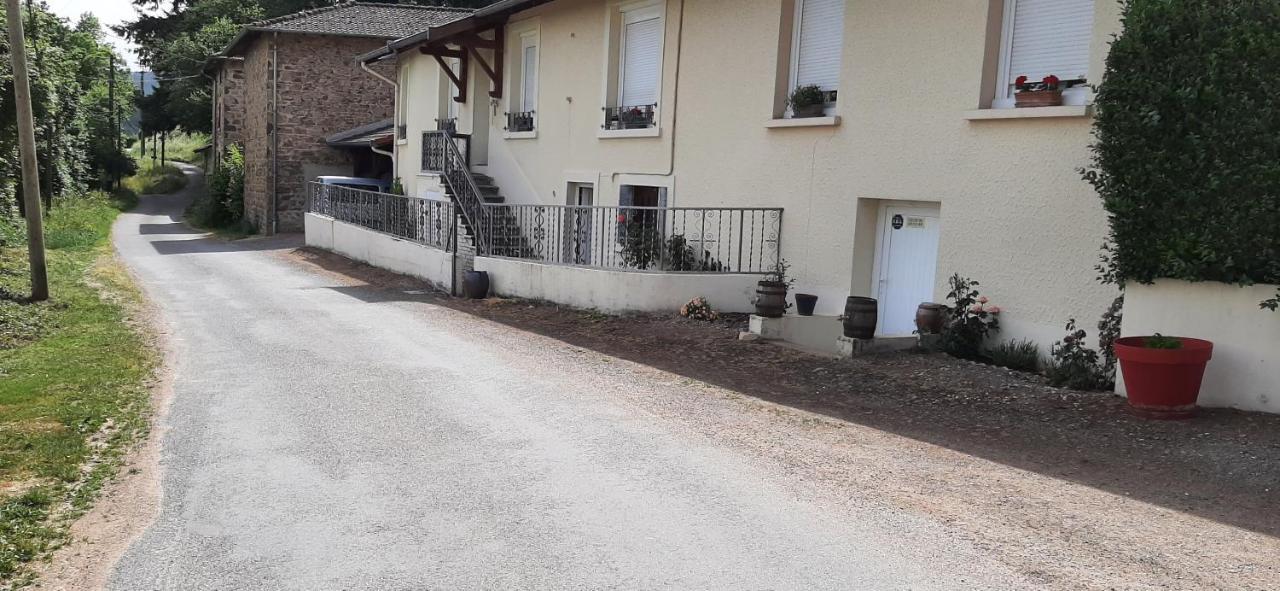 Hotel Chez Babeth Poule-lès-Écharmeaux Exterior foto
